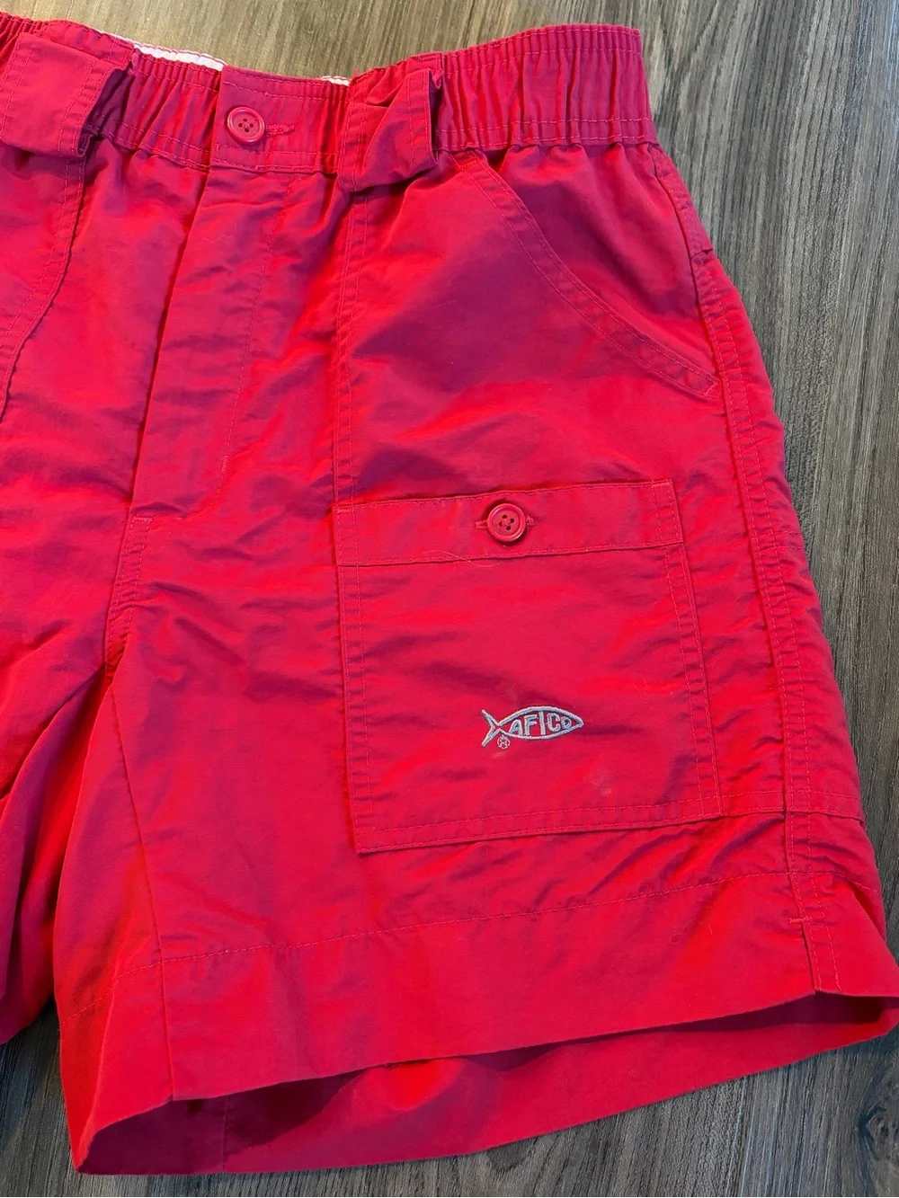 AFTCO Men’s 6” Fishing Shorts in Chili Red